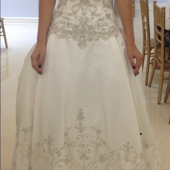 Wedding dress